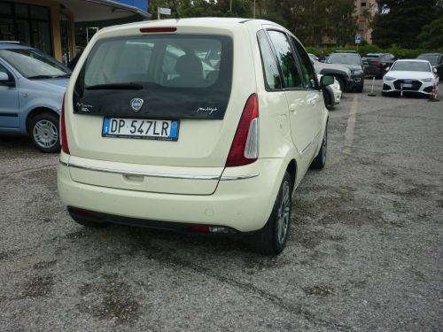 1564_img4.jpg